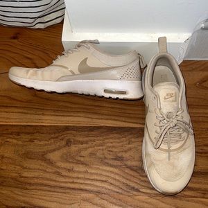 Nike Womens Air Max Thea